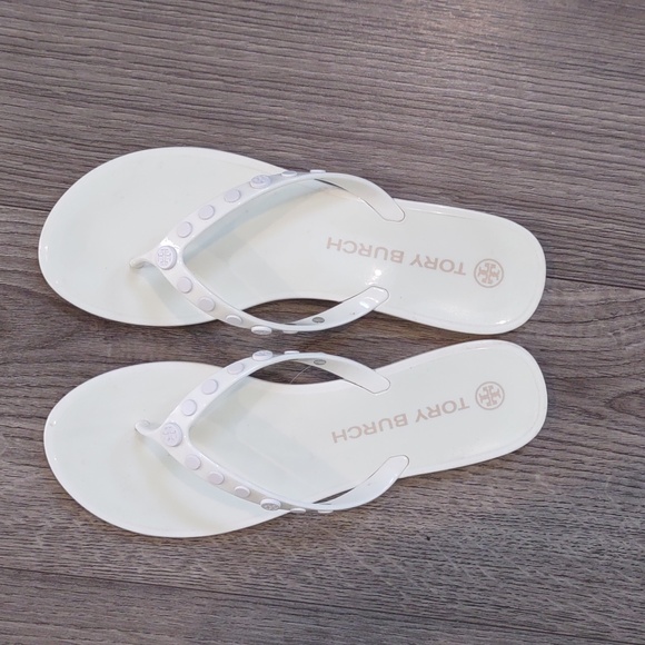 Tory Burch thong sandals - Picture 2 of 3